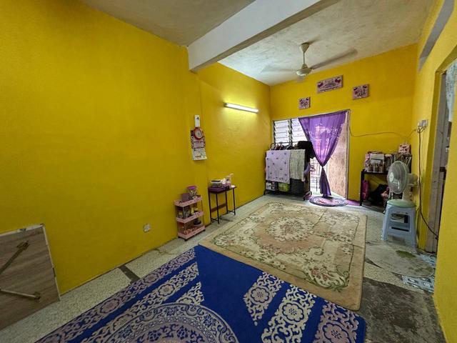 Panorama Lapangan Flat 2nd Floor For Sale First Home Buyer Botani
