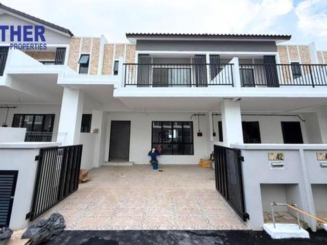 Panorama Lapangan Perdana New Guarded Double Storey Terrace Ipoh