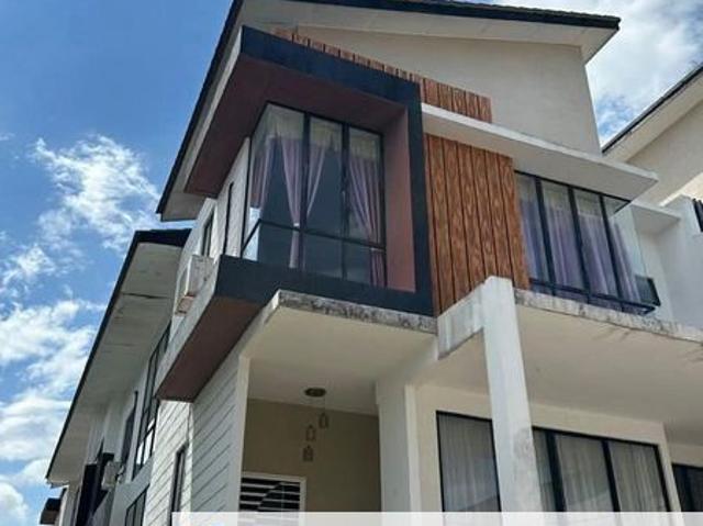 Panorama Lapangan Perdana Double Storey Semi detached House For Rent Ipoh Perak