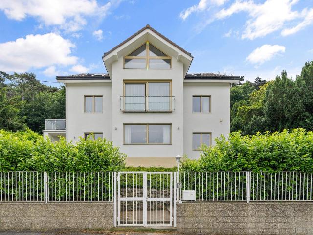 Panorama & Prestige – luxuriöses Einfamilienhaus mit Fernblick