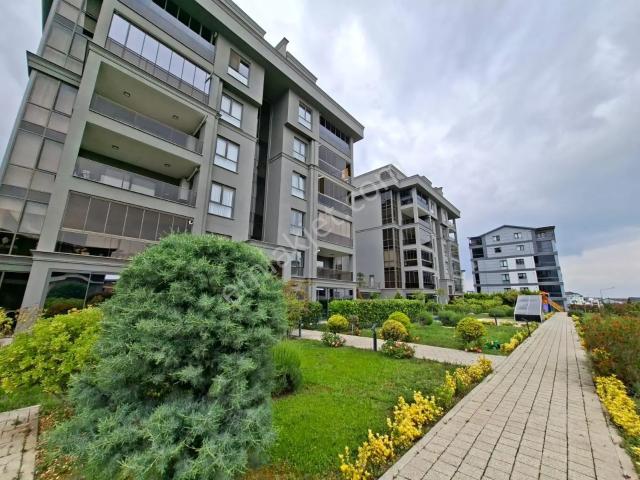 Panorama Sitesinde Full Bursa Manzaralı 3+1 Havuzlu Oto Parklı