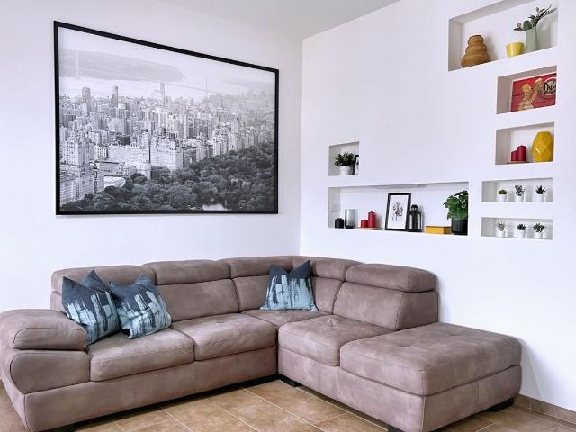 Panoramic Saragozza Apartment with San Luca View, Bologna Amsterdam Apartments for Rent