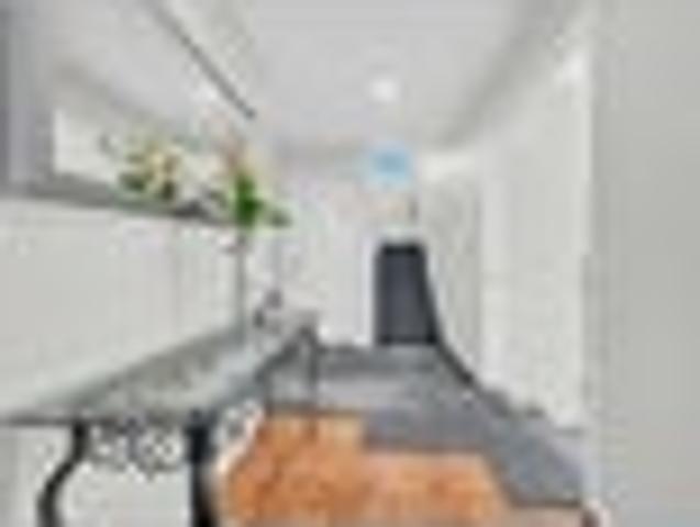 Panoramic Views, Immaculate Living