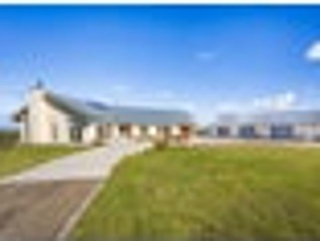 Panoramic Views & Sustainable Living