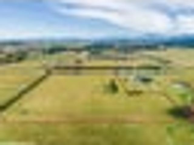 Panoramic views & ready to build