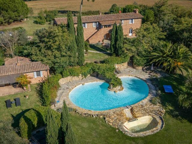 Panoramica Dell'immobile E POSIZIONE 414m² Castiglione del Lago