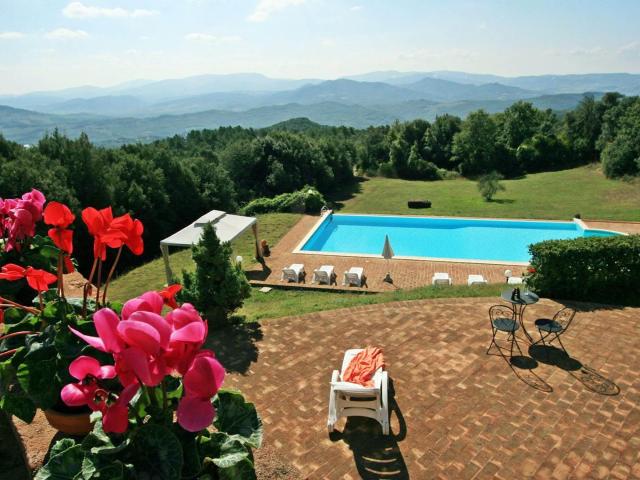 Panoramica Dell'immobile E POSIZIONE 447m² Volterra