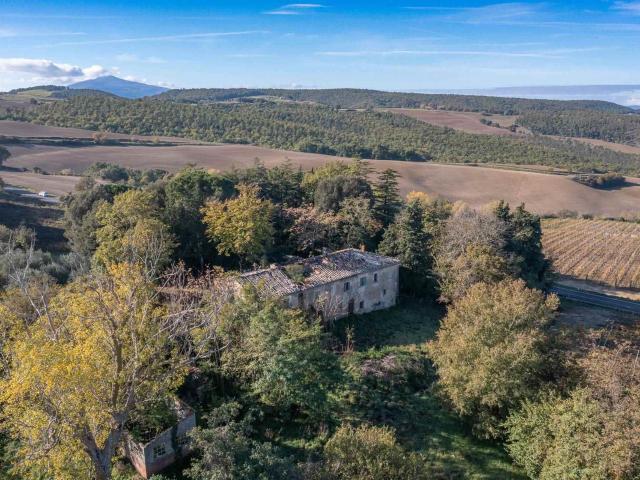 Panoramica Dell'immobile E POSIZIONE 600m² Montepulciano