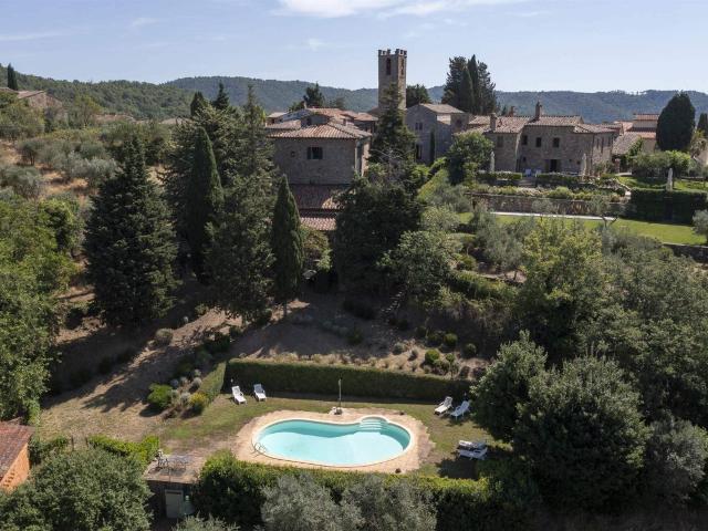 Panoramica Dell'immobile E POSIZIONE 600m² Gaiole in Chianti