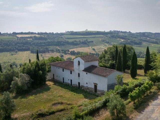 Panoramica Dell'immobile E POSIZIONE 660m² Montespertoli