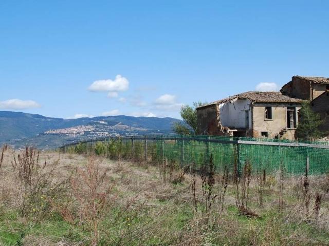 Panoramica Dell'immobile E POSIZIONE 660m² Cortona