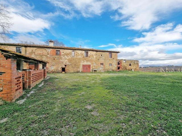 Panoramica Dell'immobile E POSIZIONE 670m² Monte San Savino