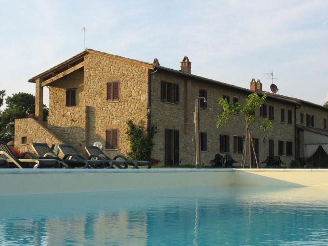 Panoramica Dell'immobile E POSIZIONE 700m² Volterra