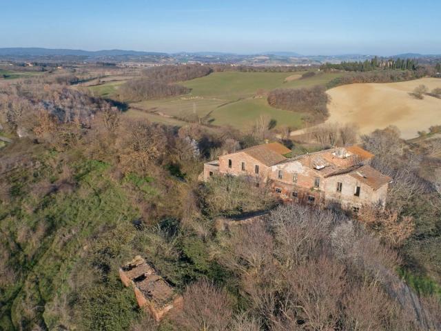 Panoramica Dell'immobile E POSIZIONE 800m² Chiusi