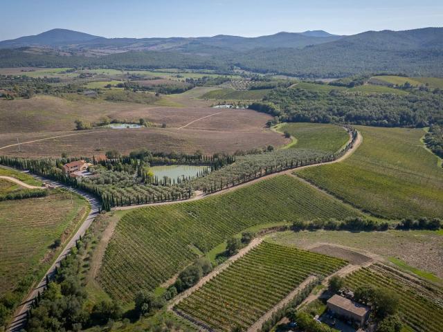 Panoramica Dell'immobile E POSIZIONE 859m² Manciano