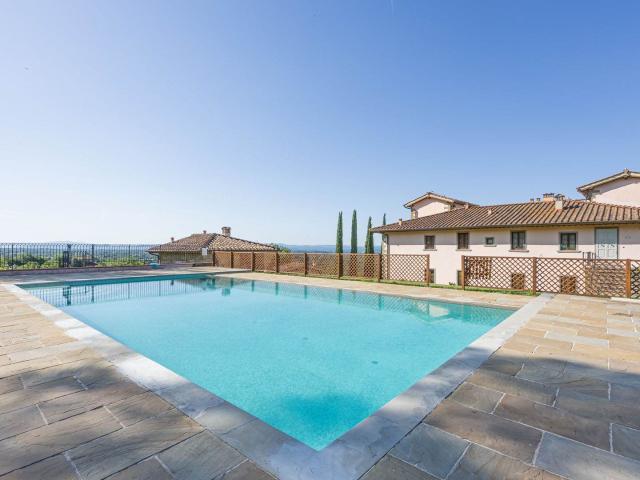 Panoramica Dell'immobile E POSIZIONE 900m² Loro Ciuffenna