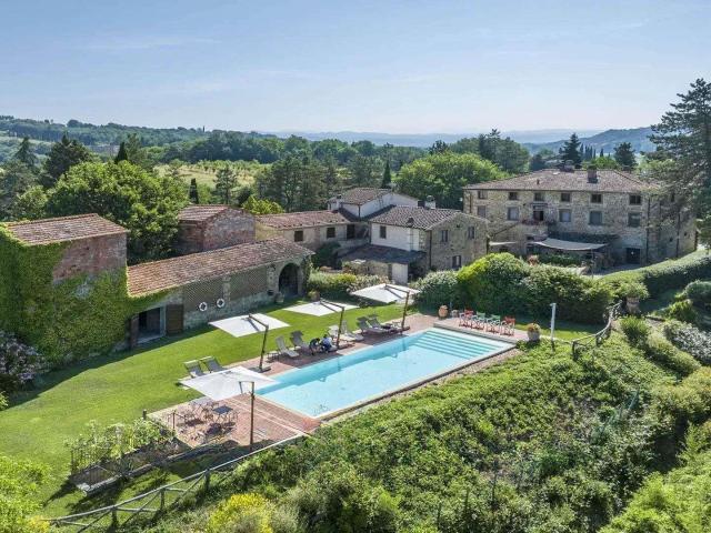 Panoramica Dell'immobile E POSIZIONE 1267m² Anghiari