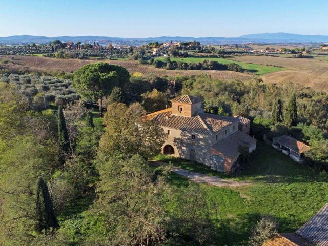 Panoramica Dell'immobile E POSIZIONE 1600m² Cortona