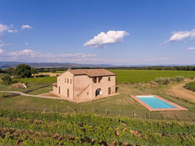 Panoramica Dell'immobile E POSIZIONE 250m² Cortona