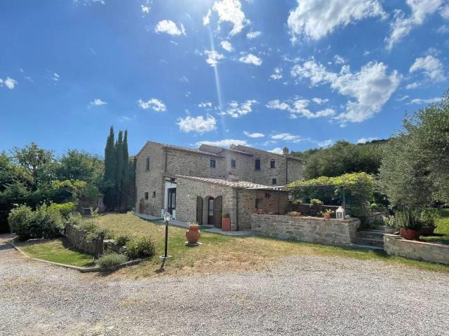 Panoramica Dell'immobile E POSIZIONE 345m² Cortona