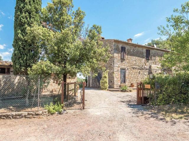 Panoramica Dell'immobile E POSIZIONE 365m² Murlo