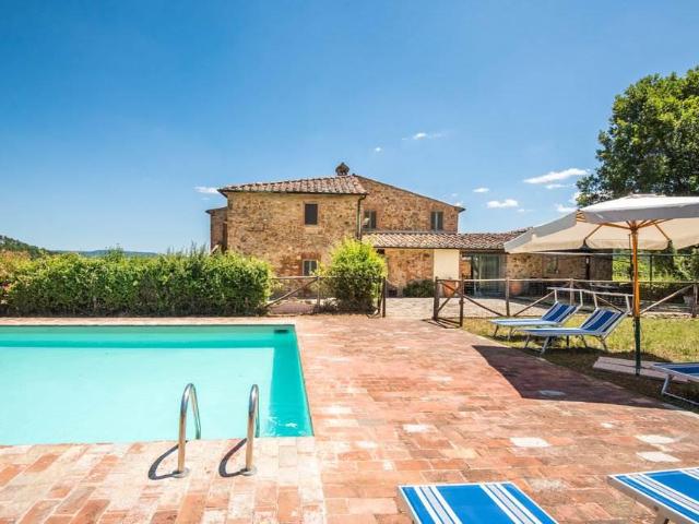 Panoramica Dell'immobile E POSIZIONE 365m² Radicondoli