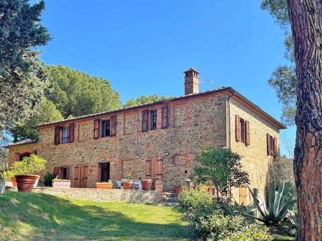 Panoramica Dell'immobile E POSIZIONE 366m² Sinalunga