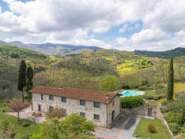 PANORAMICA DELL'IMMOBILE E POSIZIONE 384m² Vicchio