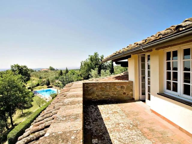 Panoramica Dell'immobile E POSIZIONE 395m² Monte San Savino