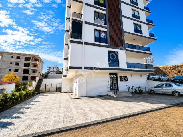 Panoramik Deniz Manzaralı Sıfır Eşyalı Satılık 1+1 Daire