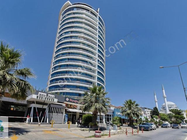 Panoramik Deniz Manzaralı Pendik Mavi Kule Satılık Residence