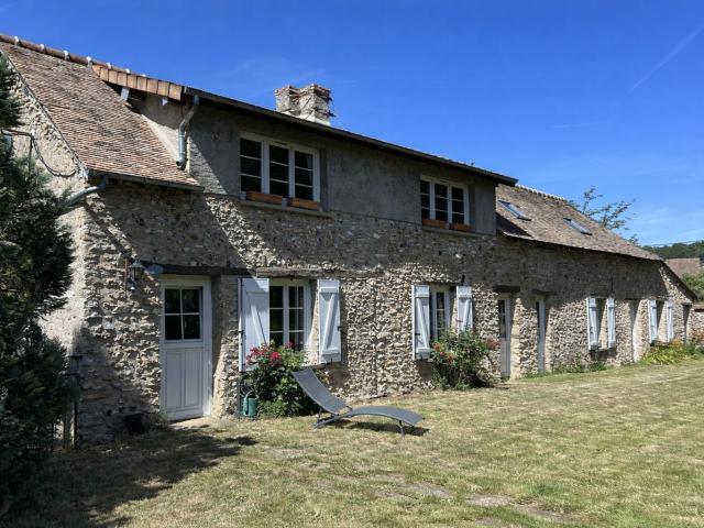 Pacy sur Eure 10 min Belle Longère 5 chambres 164 m2 sur terrain 2052 m2