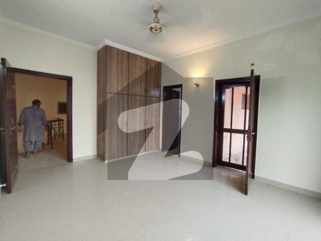 Pace Wood Land 9 Marla Beautiful House For Sale 3 Bedrooms Near Masjid & 20 Kanal Park Close To Main Bedian Road Pace Woodlands