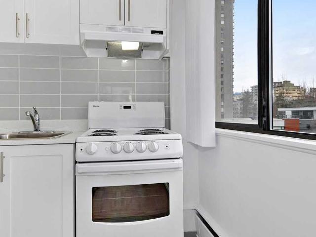 Pacific Beach Apartments Studio Apartment for Rent at 1380 Jervis St, Vancouver, BC V6E 2E5 West End