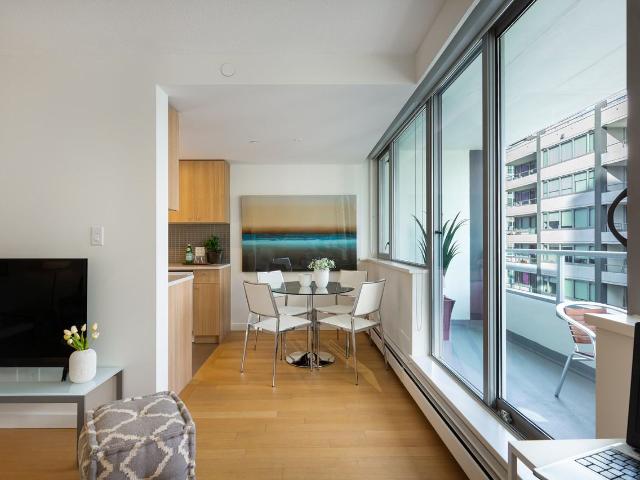 Pacific Palisades 1 Bedroom Apartment for Rent at 788 Jervis St, Vancouver, BC V6E 0B5 West End