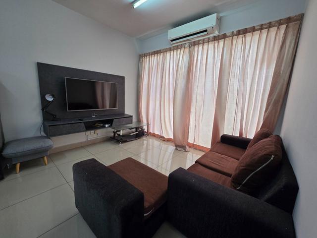 Pacific Place Fully Furnish 2 bed 2bath Next to LRT kelana jaya line