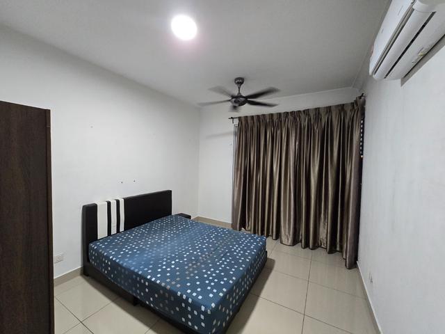 Pacific Place Fully furnish 2 bedrooom 2 bathroom Next to LRT kelana
