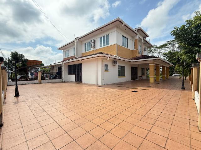 Padawan Semi D for sale