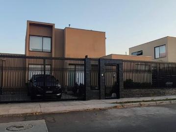 Padre Hurtado, Las Compuertas