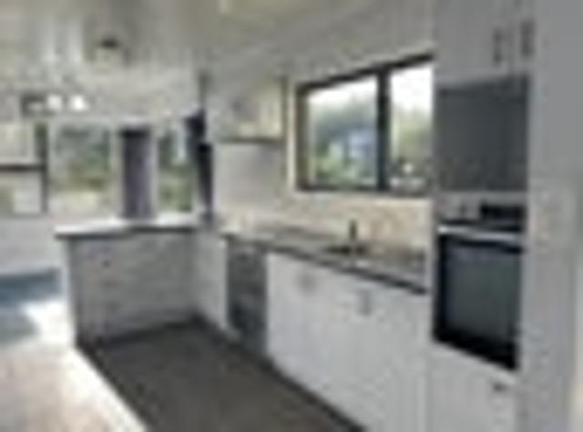 Paengaroa, 5 bedrooms, $950 pw