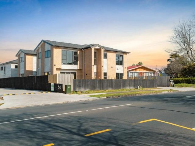 Pahurehure, 4 bedrooms