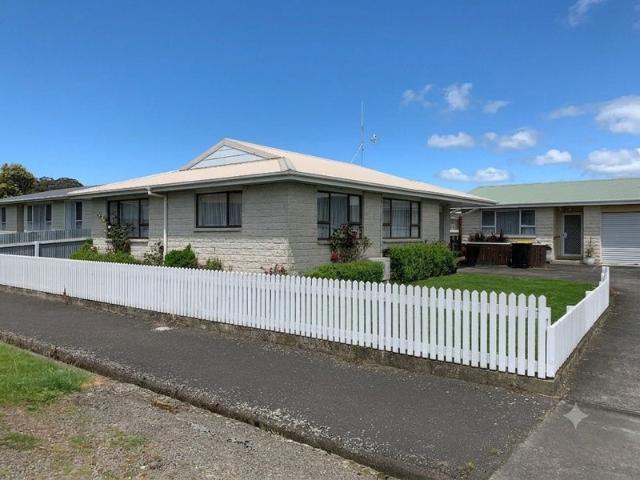 pahiatua, 2 bedrooms