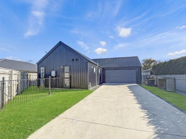 pahiatua, 3 bedrooms