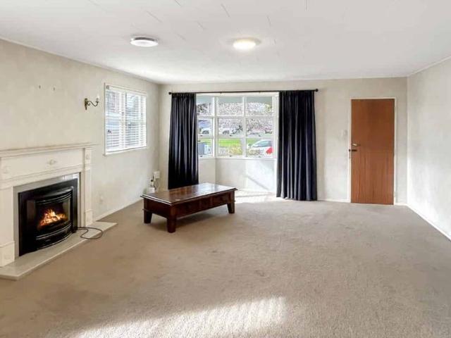 PAHIATUA 3 BEDROOMS
