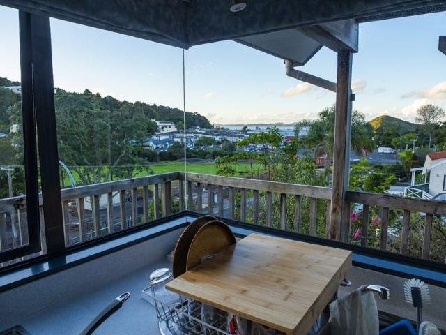 paihia, studio