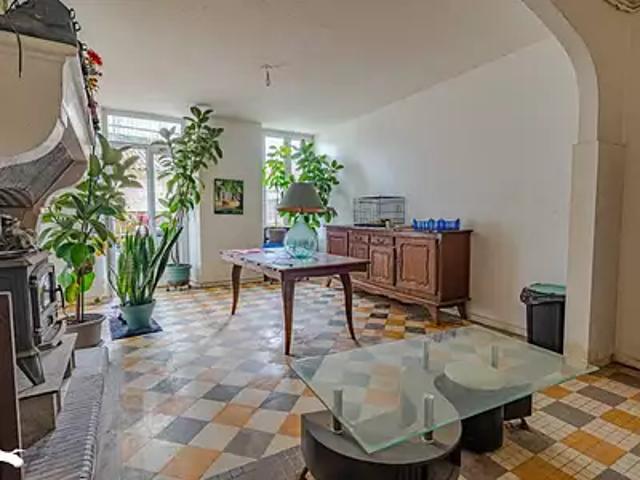 Paillet 33550 Achat / Vente maison 8 pièces t8 au dernier étage