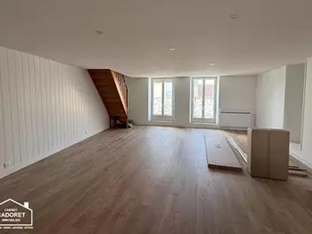 Paimboeuf 44560 Location appartement 4 pièces t4 cave