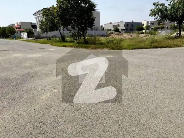 Pair of Kanal Total 2 Kanal Plot No 580 And 581 Block G Top Location of Phase 6 DHA Lahore For Urgent Sale