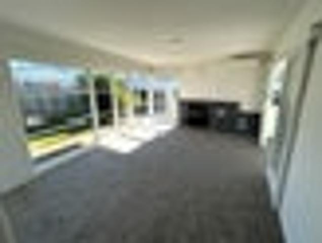 Pakuranga, 3 bedrooms, $640 pw