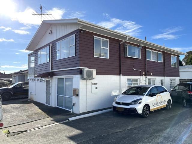 pakuranga, 3 bedrooms